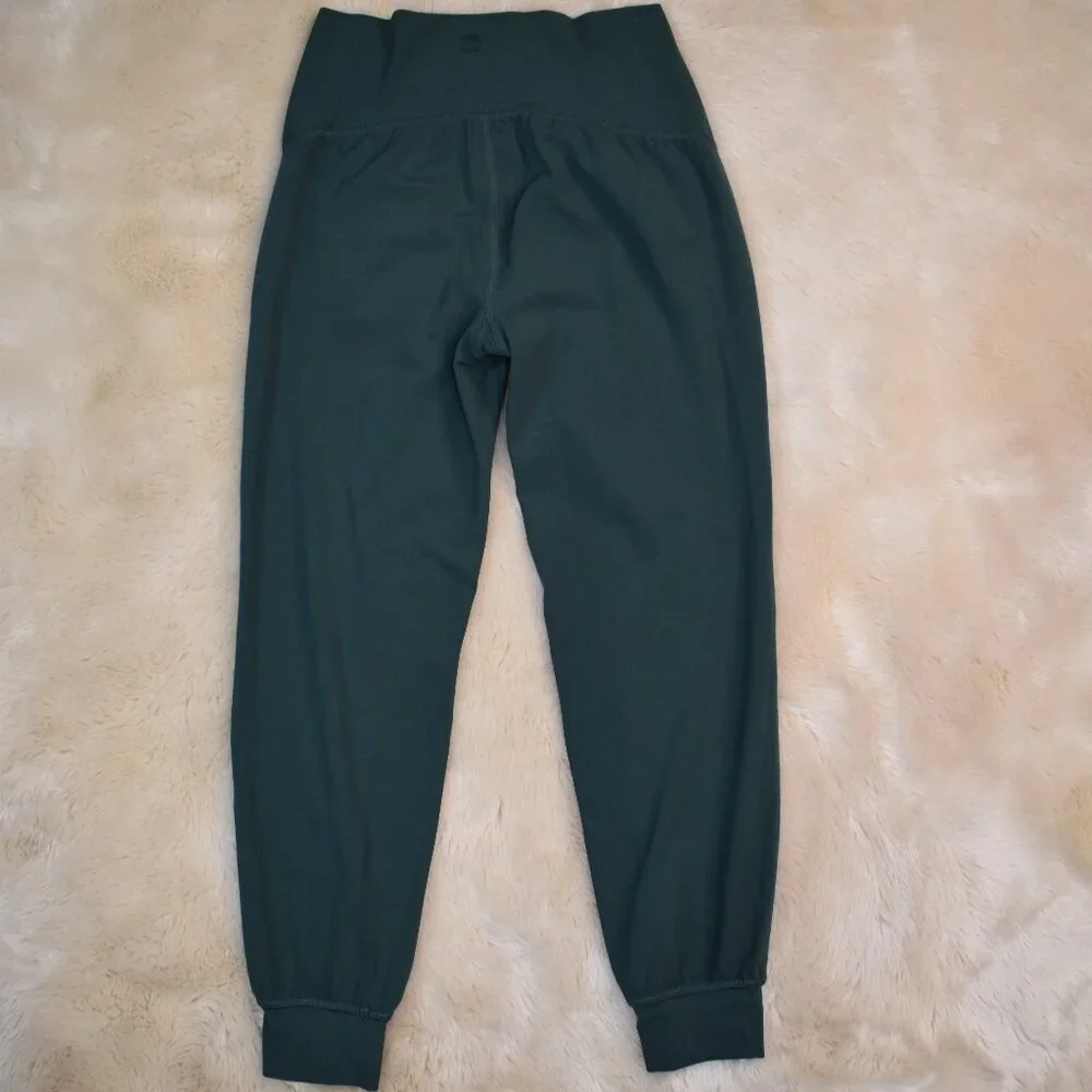 Girls Highrise Joggers Size 8 Full length Green Lightweight Activewear Pants